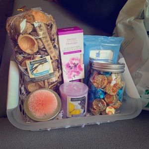Gift basket